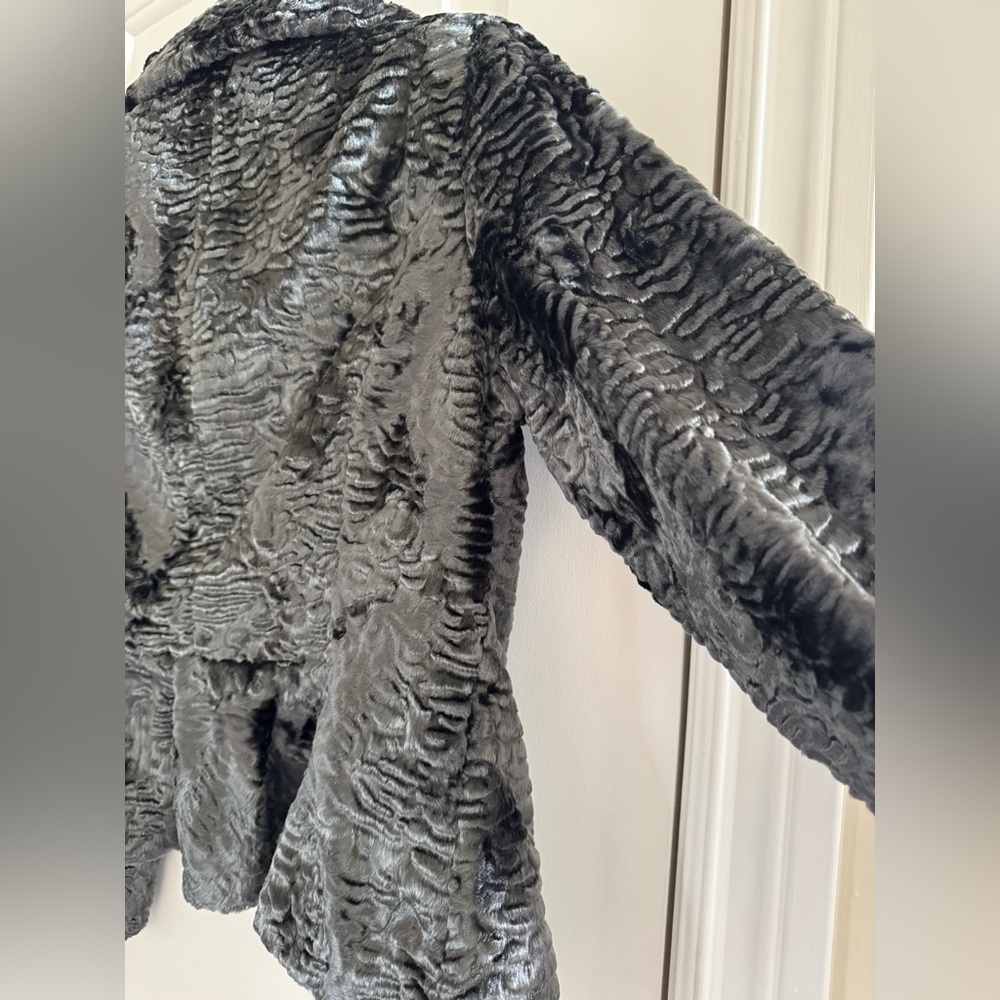 White House Black Market WHBM faux Persian lamb fur jacket XS Black Grey - Picture 13 of 15